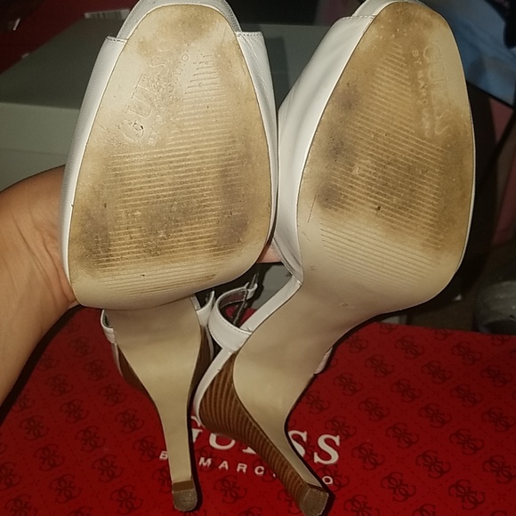 guess shOes with brown laces - Picture 5 of 5